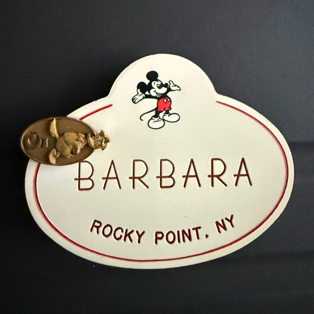 Disney Vintage Mickey Mouse Name Tag with 5 Year Donald Anniversary Pin-Barbara